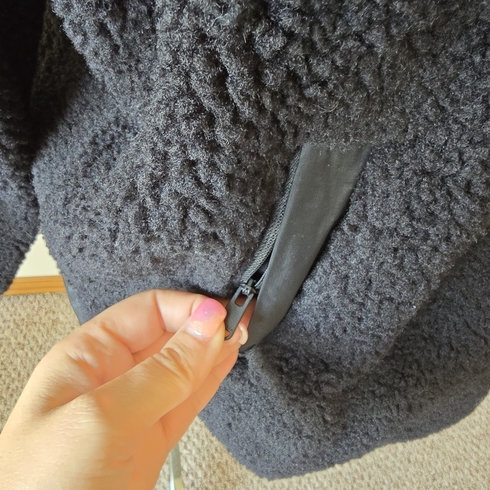 NWT Athleta Women's Black Cozy Sherpa Snap Sweatshirt Women's Size L. - Picture 9 of 10